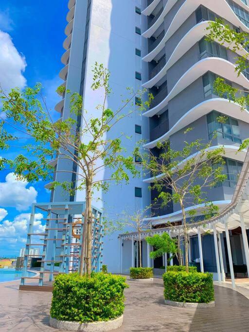 Netflix 2 Bedroom Troika Kota Bharu Homestay 1812 Zewnętrze zdjęcie