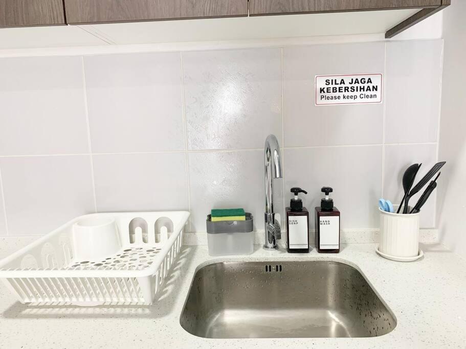 Netflix 2 Bedroom Troika Kota Bharu Homestay 1812 Zewnętrze zdjęcie