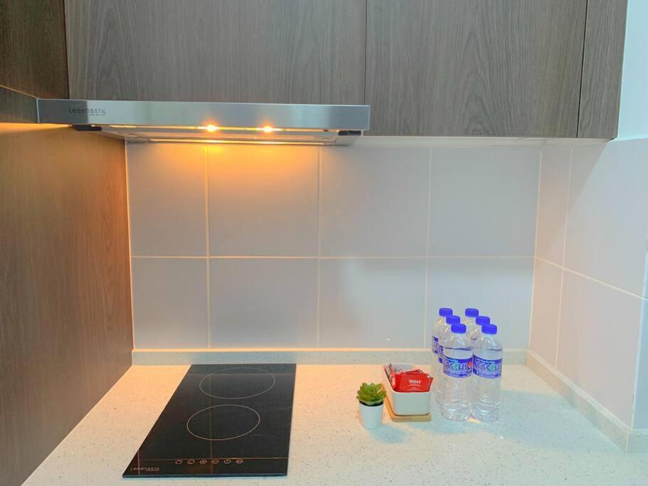 Netflix 2 Bedroom Troika Kota Bharu Homestay 1812 Zewnętrze zdjęcie
